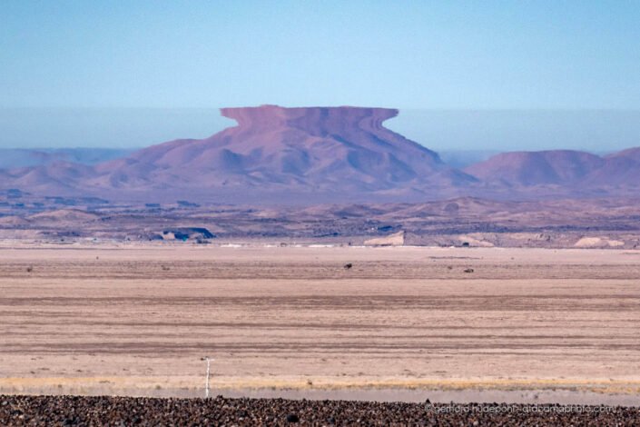 A rare superior mirage effect in the Atacama desert, Chile