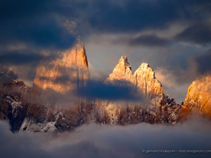 Dramatic evening with clouds and glow at Torres del Paine