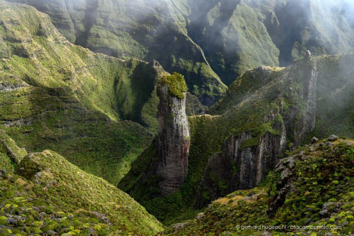 "Tres Torres", an impressive rock formation on Isla Alejandro Selkirk